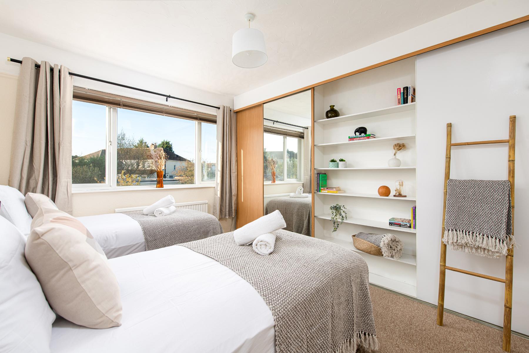 Business & Families Long Stays-4bed-Parking+Garden