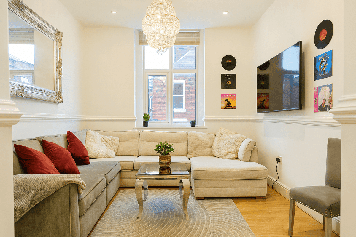 White Tulip Central 3 bedroom Duplex Loft