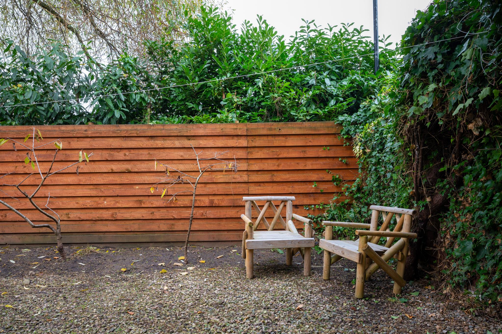 3BR House Old Trafford with Parking6